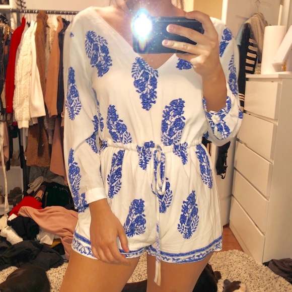 Vintage Dresses & Skirts - White and Blue printed romper xtaren